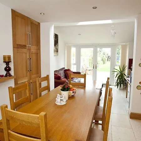 Rosa'S Bed And Breakfast-2